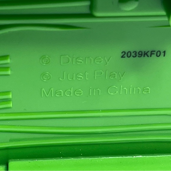 Puppy dog pals stow & go house with Rolly & Bingo Figures - Picture 6 of 8